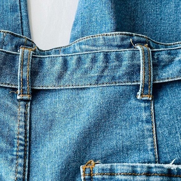 Chelsea & Violet Women's Wide Leg Crop Jeans Size 31 High Rise Button Fly - Picture 7 of 14